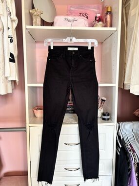 Topshop Black Skinny High-Rise Jeans with Distressed Knees